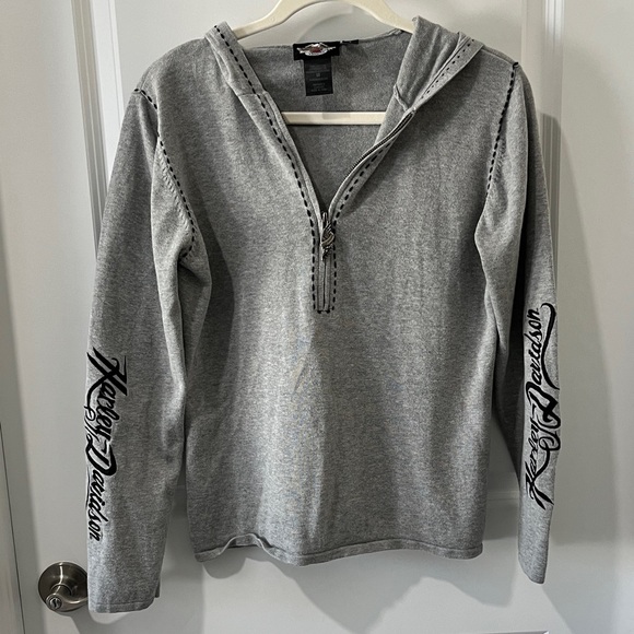 Harley-Davidson Tops - Harley-Davidson Light Gray Pullover Half-Zip Logo Pull Embroidered Sleeves SZ L